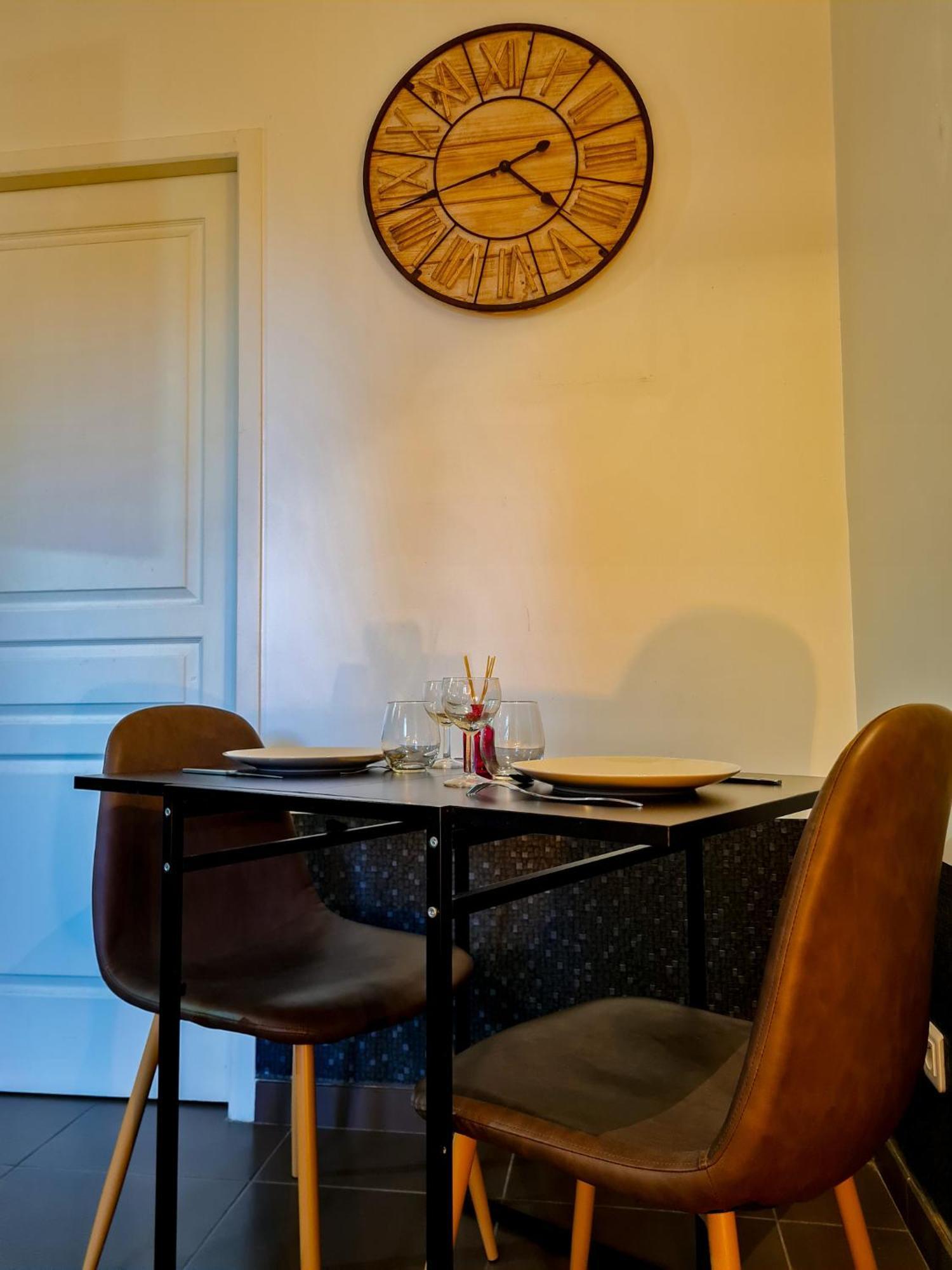 Lyon Faubourg - Saint Priest Bed and Breakfast Εξωτερικό φωτογραφία